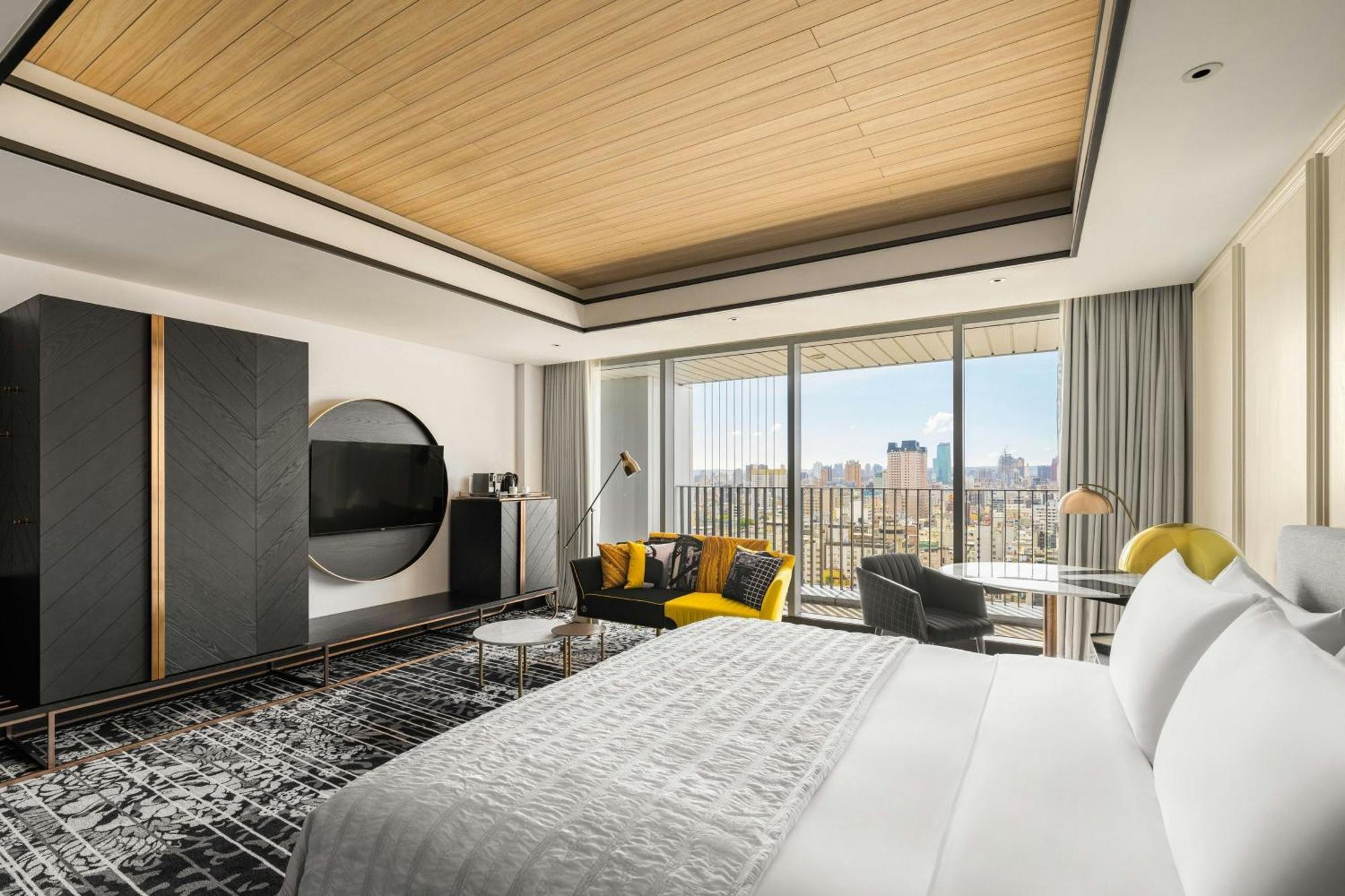 Le Meridien Taichung Eksteriør bilde A guest room at the Westin Tokyo