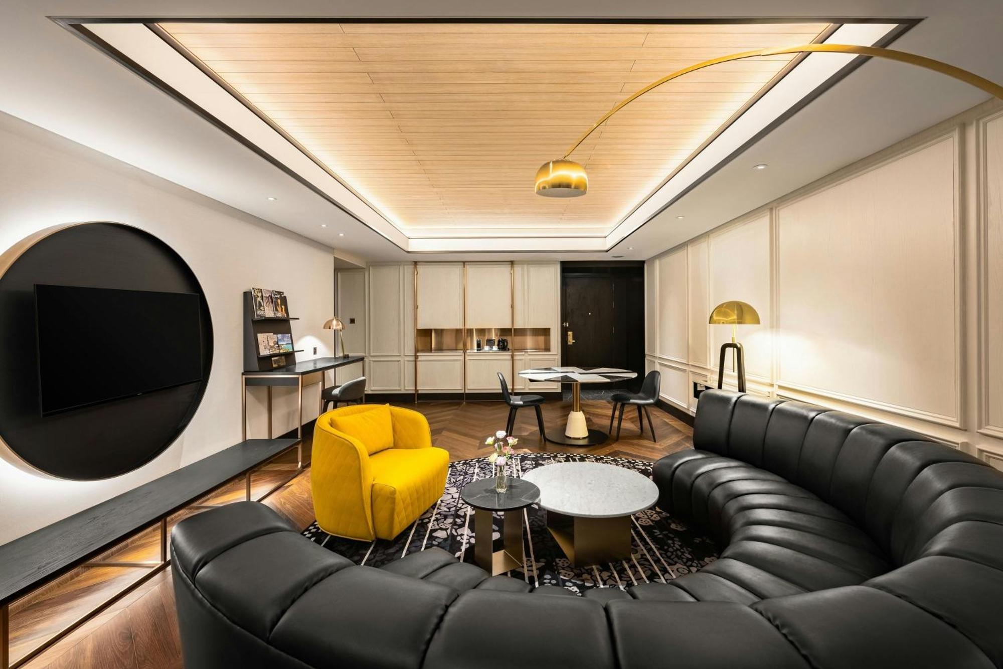 Le Meridien Taichung Eksteriør bilde The interior of the 2018-built lounge