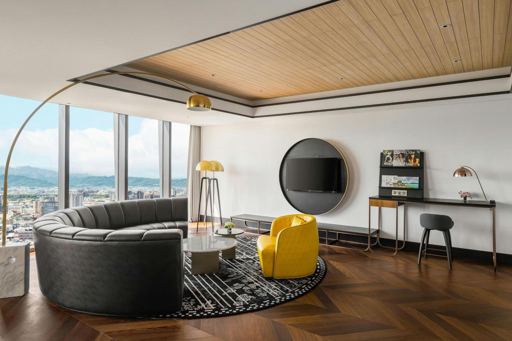 Le Meridien Taichung Eksteriør bilde The Living Room at The Landmark