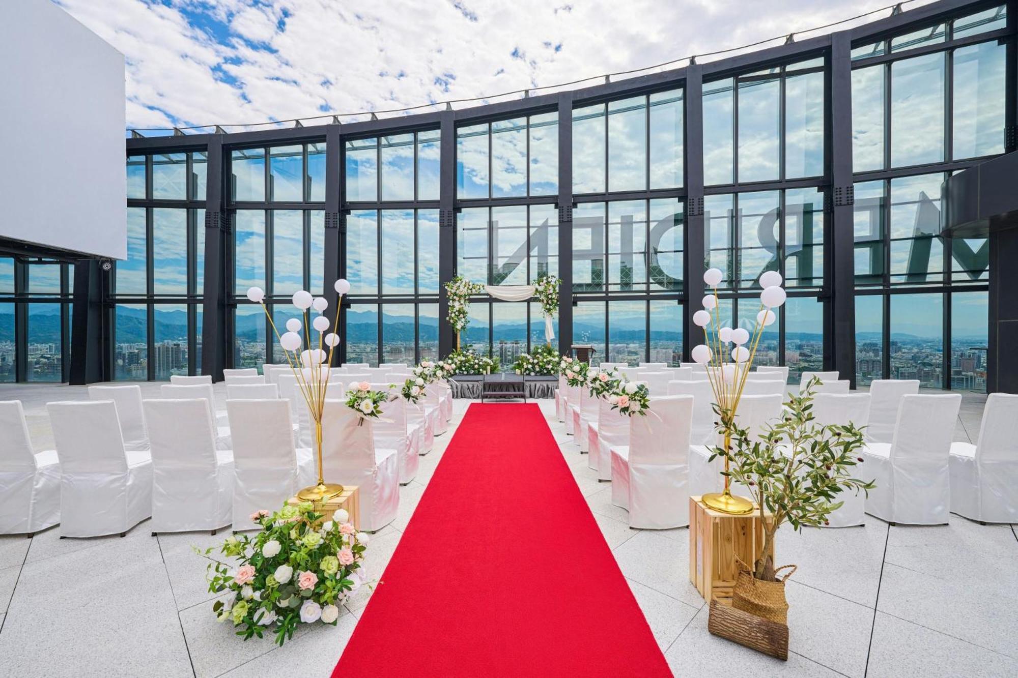 Le Meridien Taichung Eksteriør bilde The Sky Chapel
