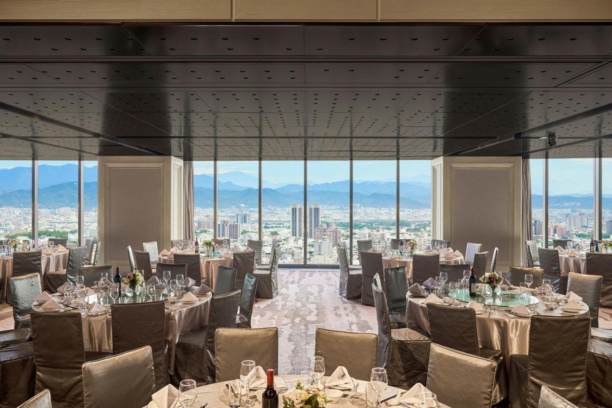 Le Meridien Taichung Eksteriør bilde The restaurant