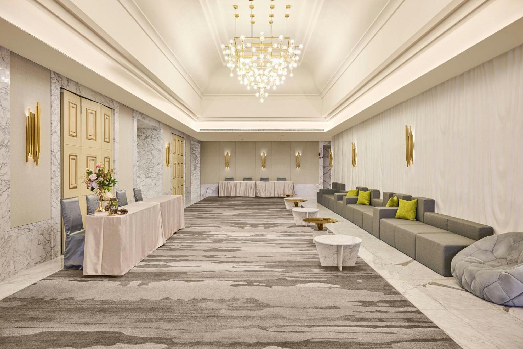 Le Meridien Taichung Eksteriør bilde The Grand Ballroom Foyer